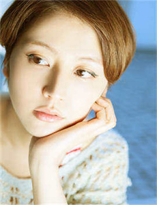 温泉屋的小老板娘