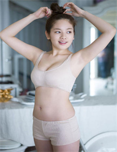 禁止的爱善良的小峓子,美女日系裸妆照片