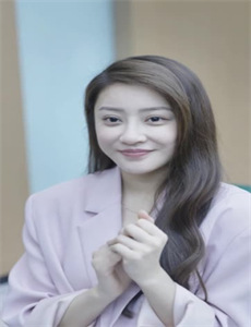 恋爱喜剧守则自卑女与年下男